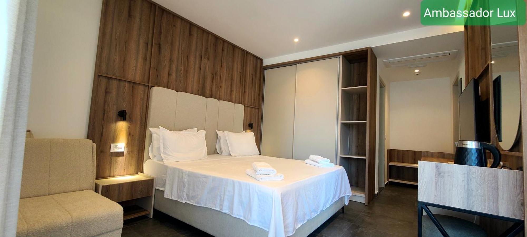 Ambassador & Ambassador Lux Apartments Ulcinj Room photo
