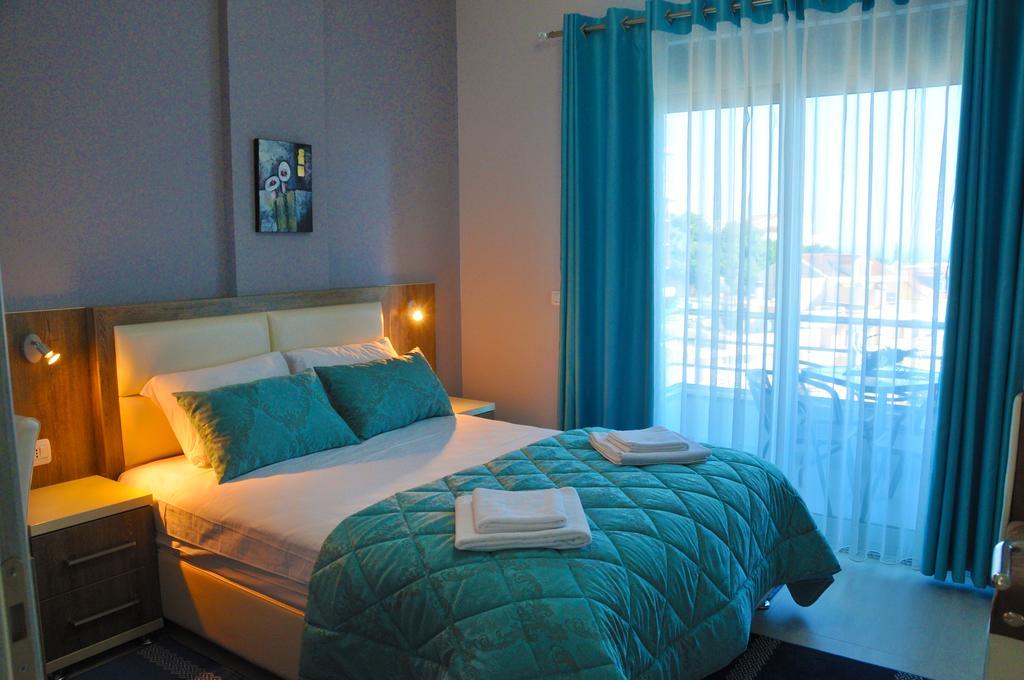 Ambassador & Ambassador Lux Apartments Ulcinj Exterior photo